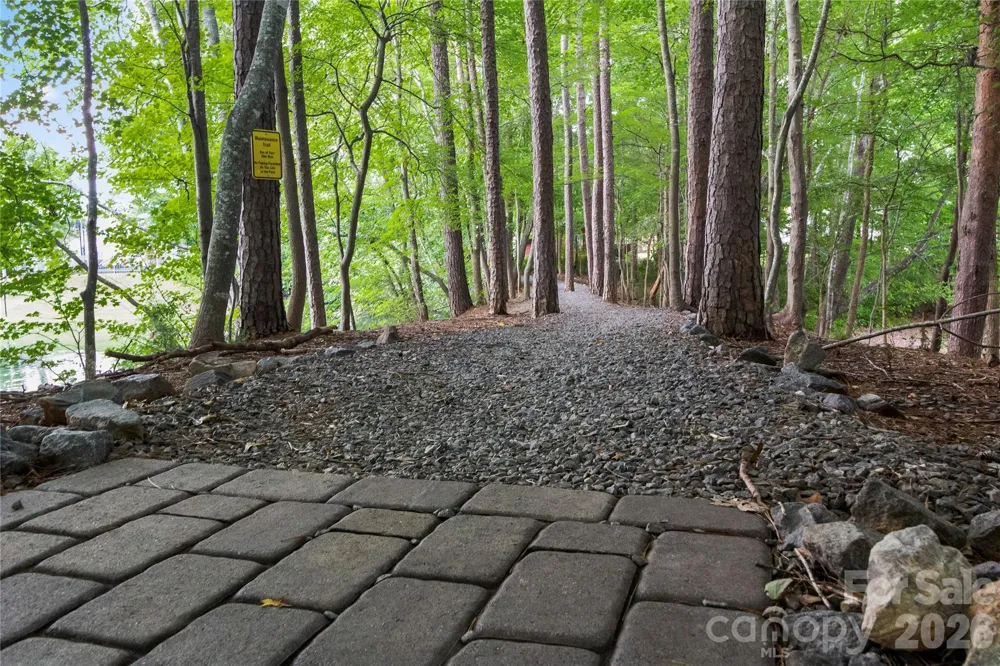 8505 Whitehawk Hill Road Waxhaw, NC 28173