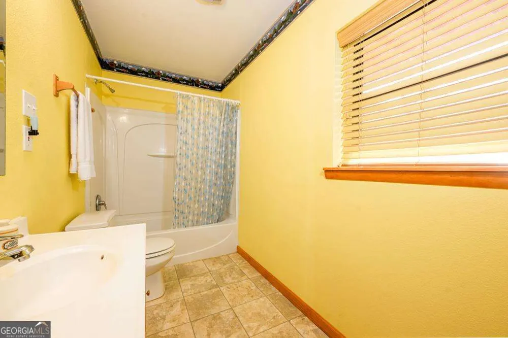 97 Sourwood HOLW Murphy, NC 28906