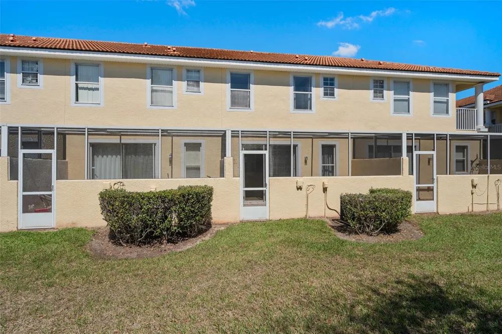 1204 S BEACH CIR Kissimmee, FL 34746