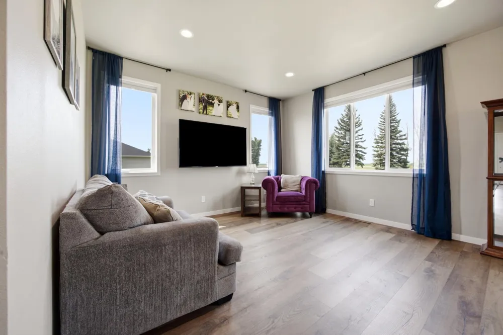 605 Sheyenne Drive Abercrombie, ND 58001
