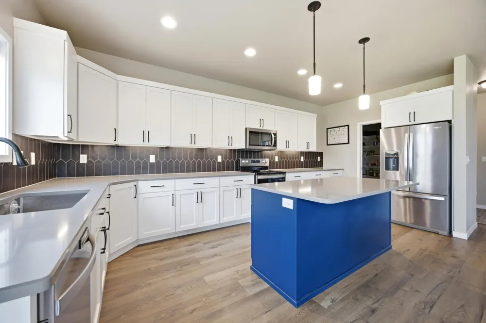 605 Sheyenne Drive Abercrombie, ND 58001