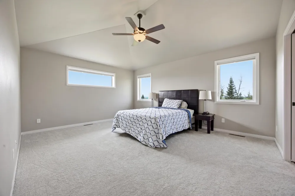 605 Sheyenne Drive Abercrombie, ND 58001