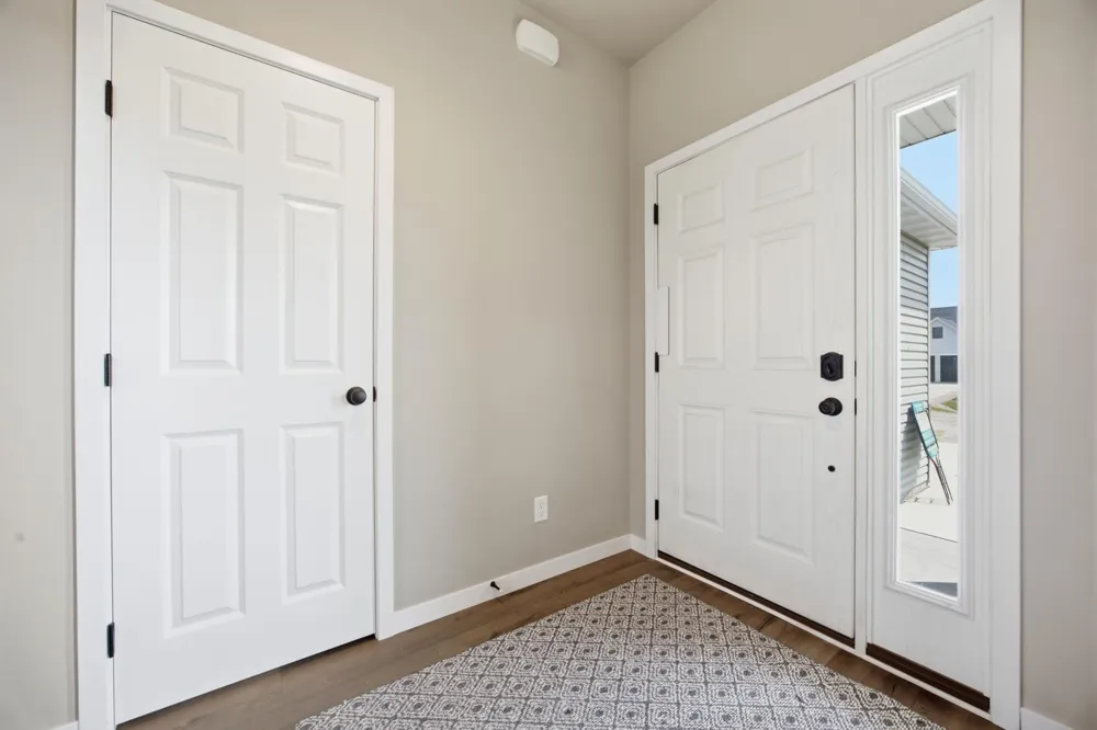 605 Sheyenne Drive Abercrombie, ND 58001