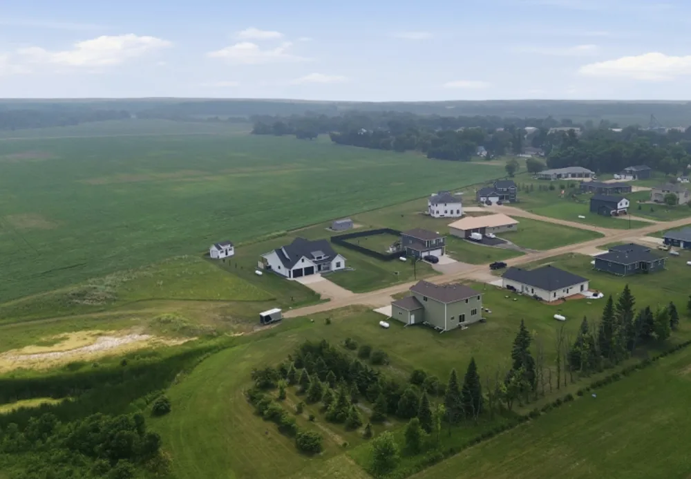 605 Sheyenne Drive Abercrombie, ND 58001