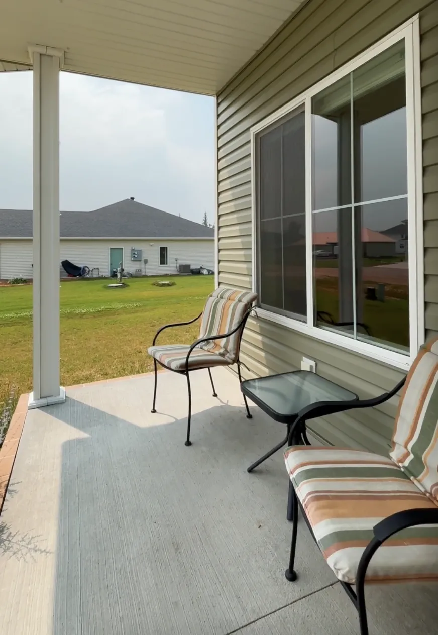 605 Sheyenne Drive Abercrombie, ND 58001