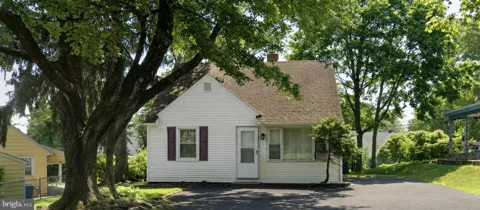 2666 W MORELAND ROAD