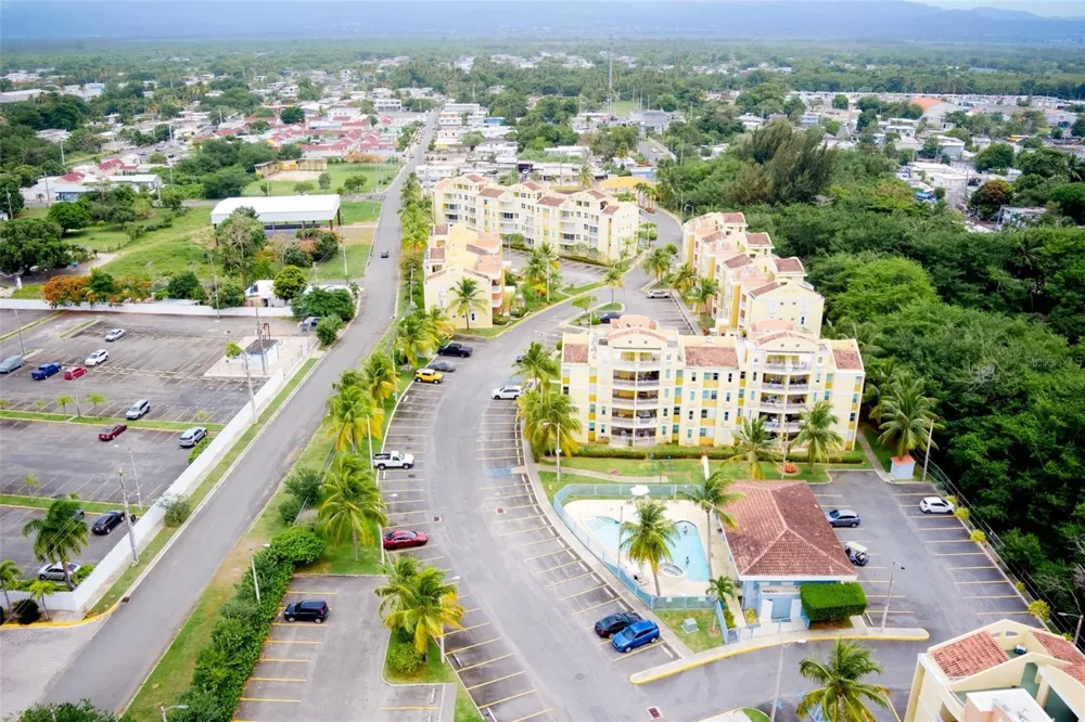 Villas del Mar MEDIANA ALTA #1 Loiza, PR 00772