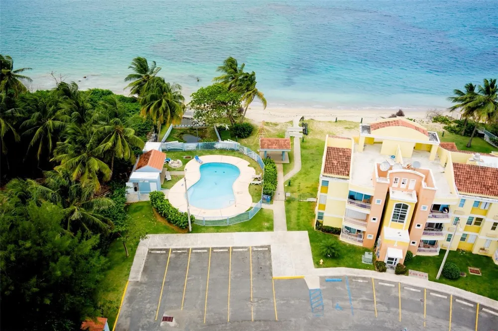 Villas del Mar MEDIANA ALTA #1 Loiza, PR 00772