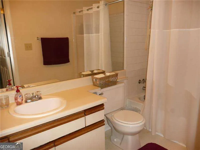 2665 Windy Hill PL Smyrna, GA 30080