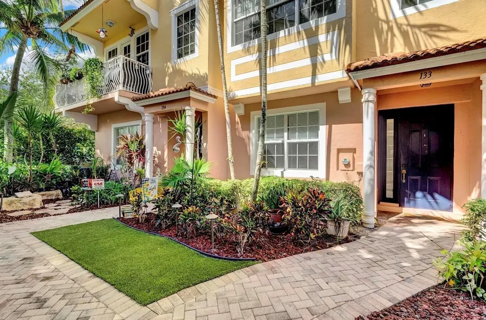 133 Harbors Way Boynton Beach, FL 33435