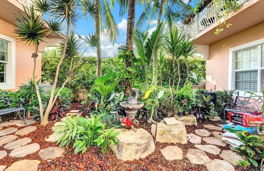 133 Harbors Way Boynton Beach, FL 33435