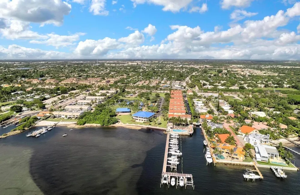 133 Harbors Way Boynton Beach, FL 33435