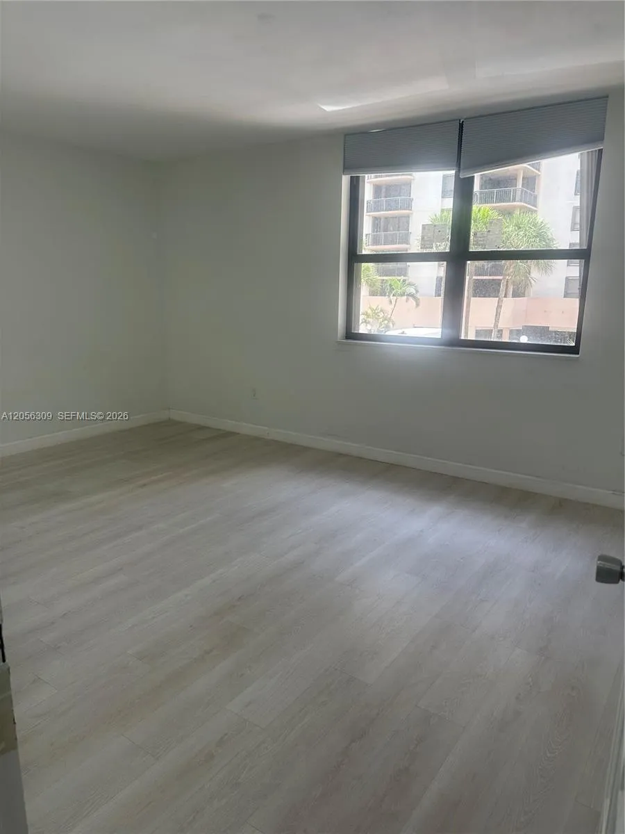 10185 Collins Ave #309 Bal Harbour, FL 33154