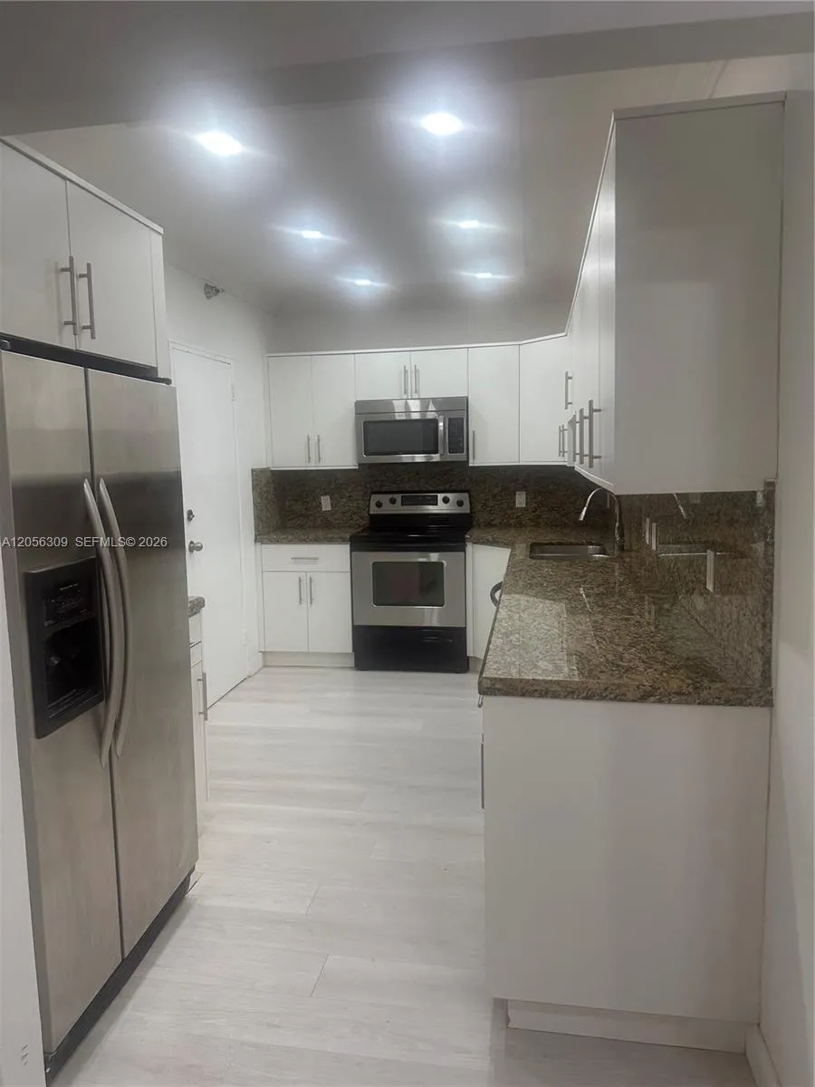 10185 Collins Ave #309 Bal Harbour, FL 33154