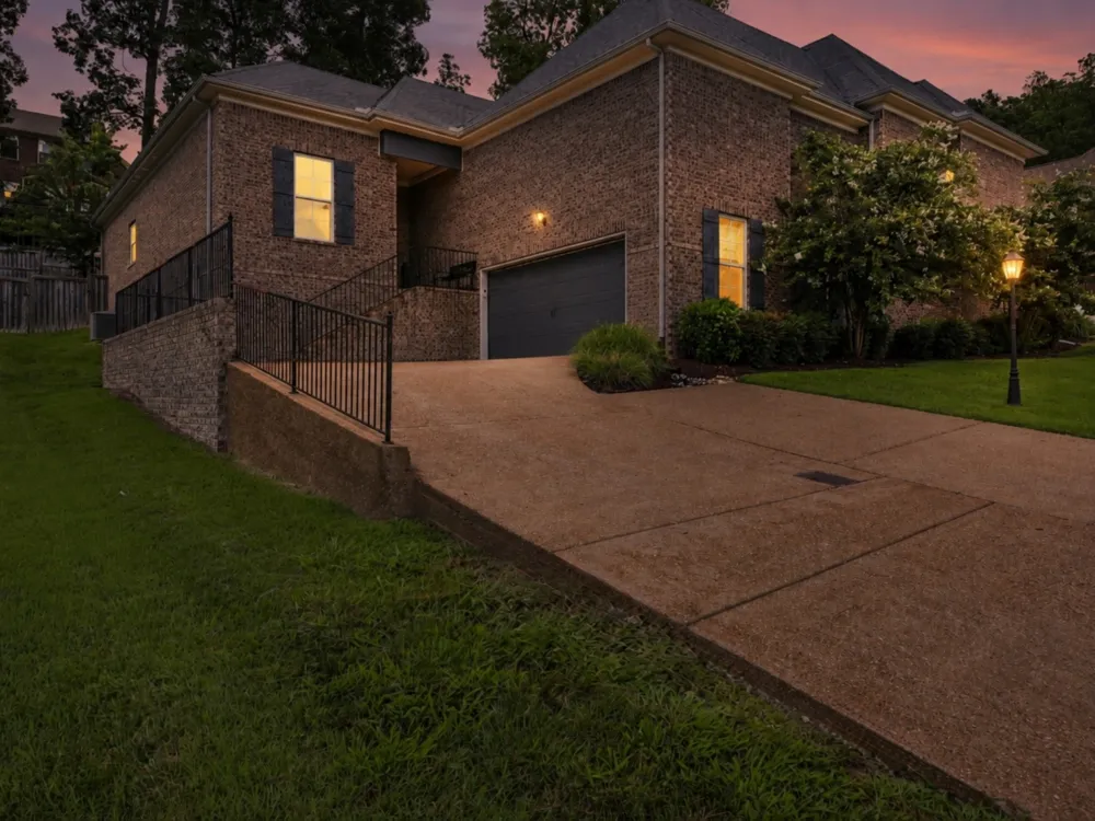 166 Cobbler Cir Hendersonville, TN 37075