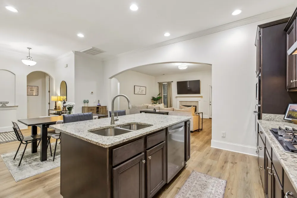 166 Cobbler Cir Hendersonville, TN 37075
