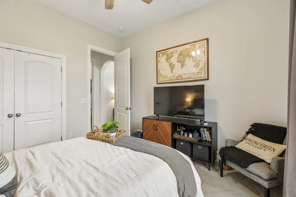 166 Cobbler Cir Hendersonville, TN 37075