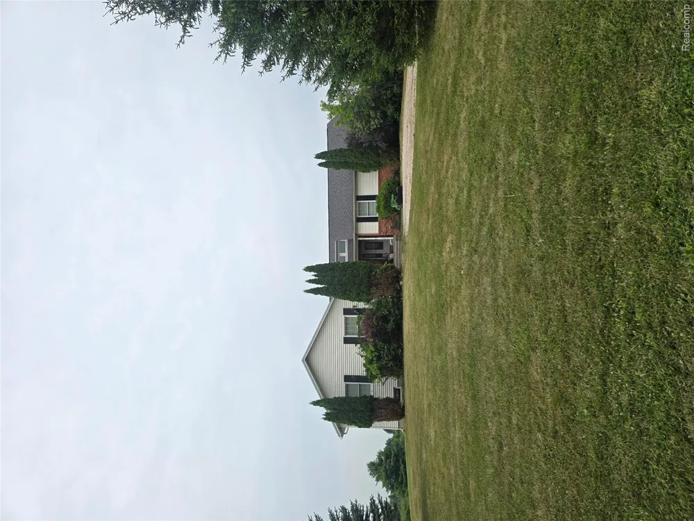 4154 Harris Road Burtchville Township, MI 48059