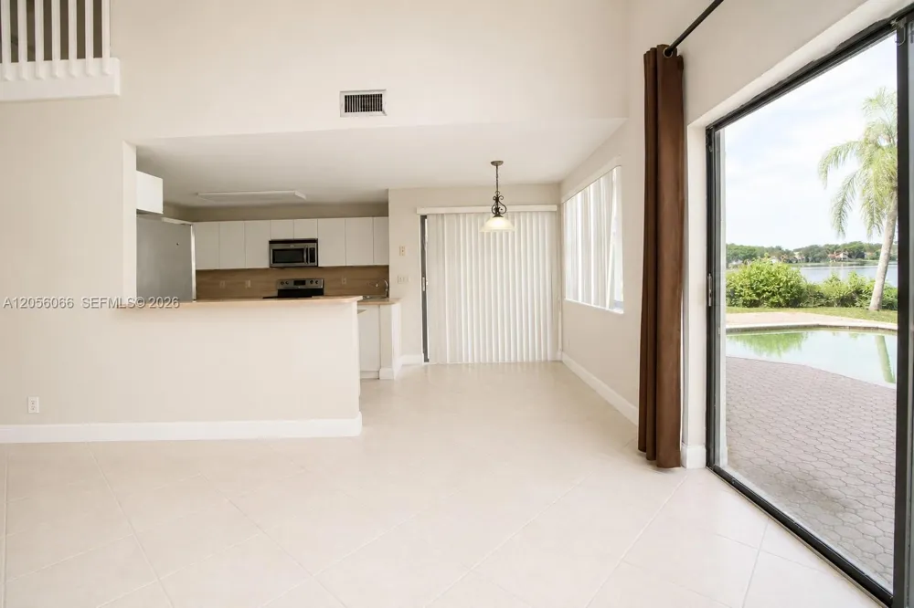 1855 SW 101st Ave Davie, FL 33324