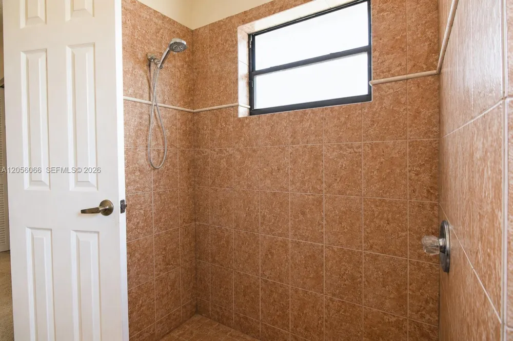 1855 SW 101st Ave Davie, FL 33324