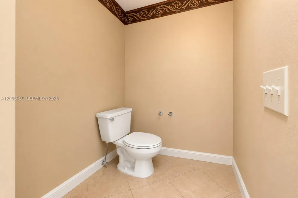1855 SW 101st Ave Davie, FL 33324