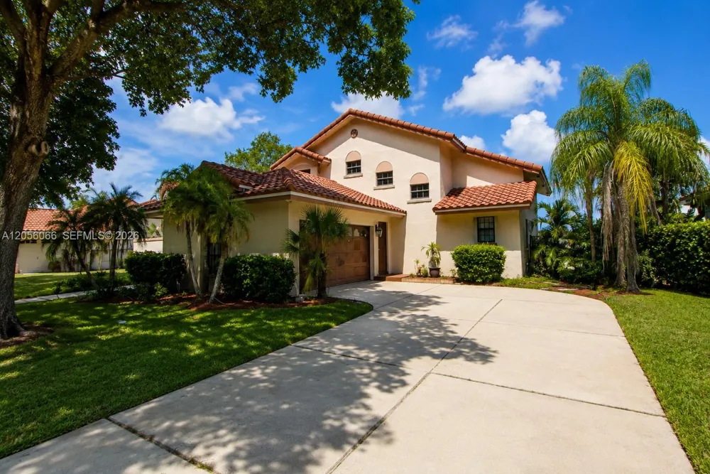 1855 SW 101st Ave Davie, FL 33324