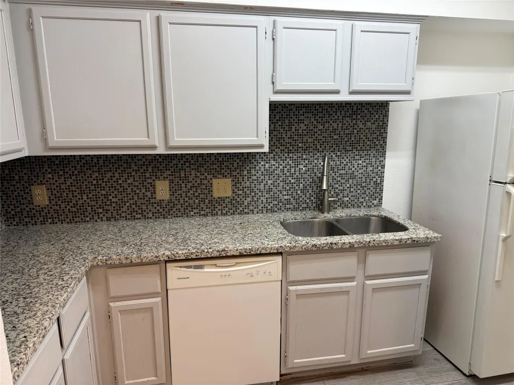 1103 Dulles Avenue #1103 Stafford, TX 77477