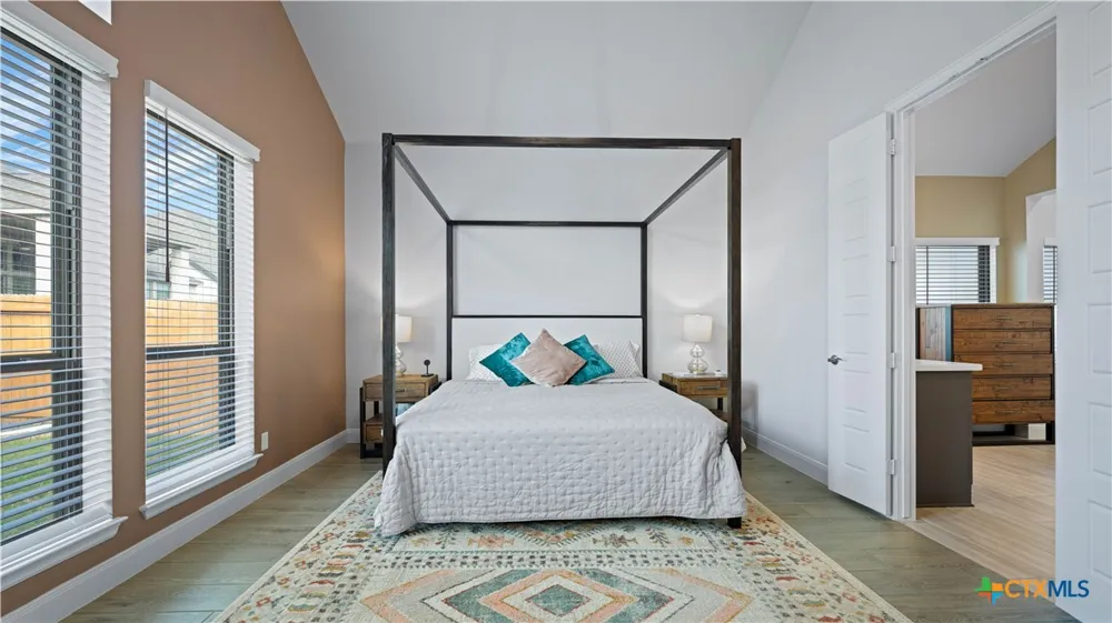1925 Luna Street New Braunfels, TX 78132
