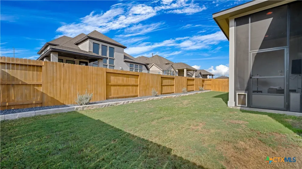1925 Luna Street New Braunfels, TX 78132