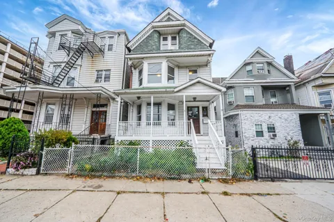 155 Hawthorne Avenue