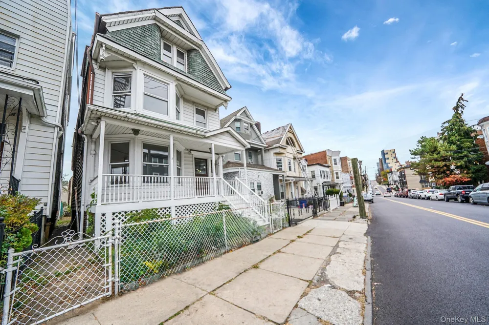 155 Hawthorne Avenue Yonkers, NY 10701