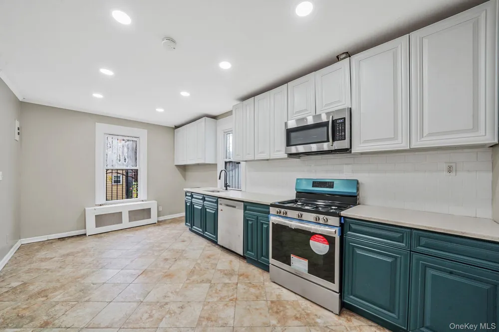 155 Hawthorne Avenue Yonkers, NY 10701