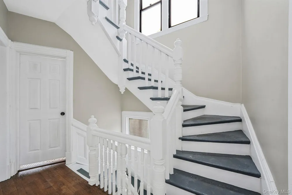 155 Hawthorne Avenue Yonkers, NY 10701