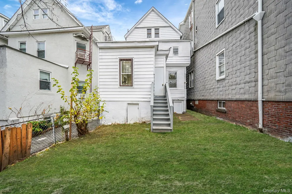 155 Hawthorne Avenue Yonkers, NY 10701