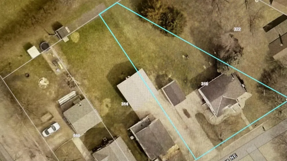 318 5th Avenue NE Clara City, MN 56222