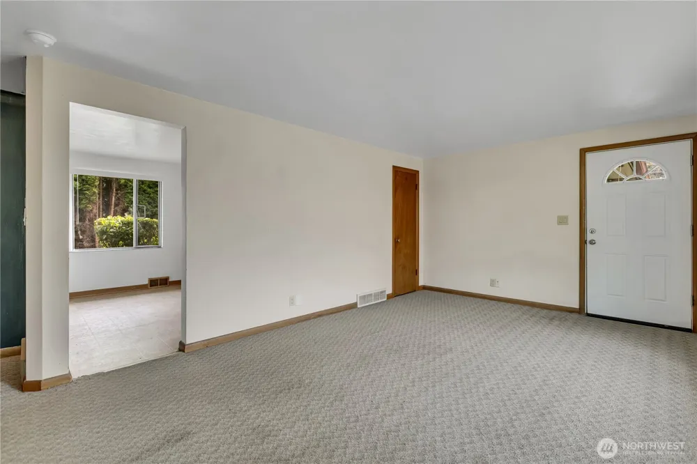 7418 Rainier Avenue S Seattle, WA 98118