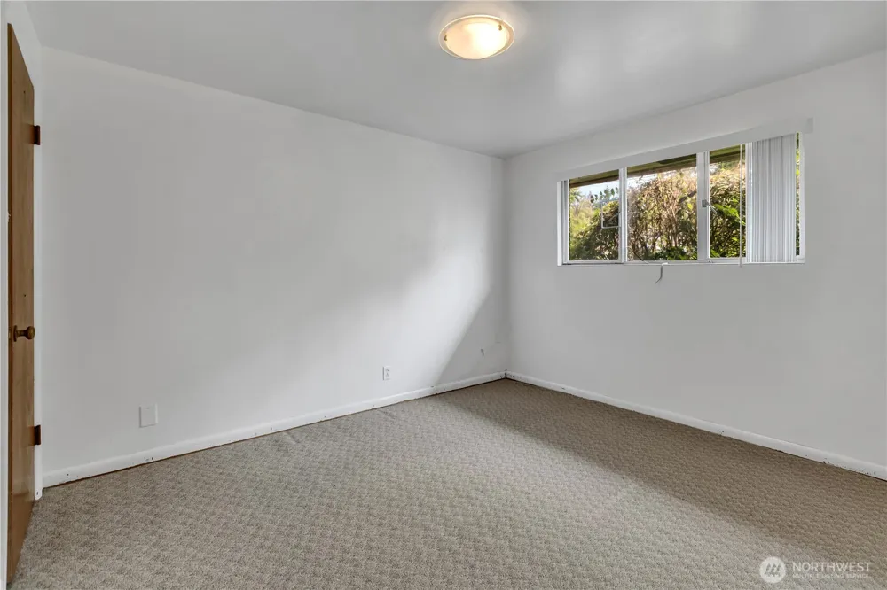 7418 Rainier Avenue S Seattle, WA 98118