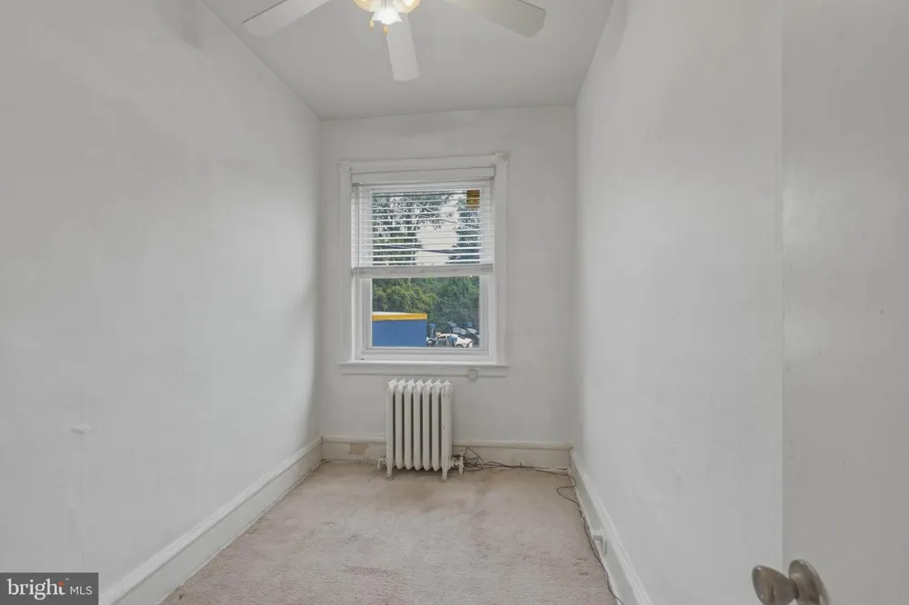 1653 W MENTOR STREET Philadelphia, PA 19141