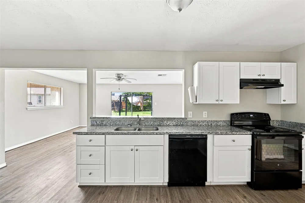 509 Avenue J South Houston, TX 77587