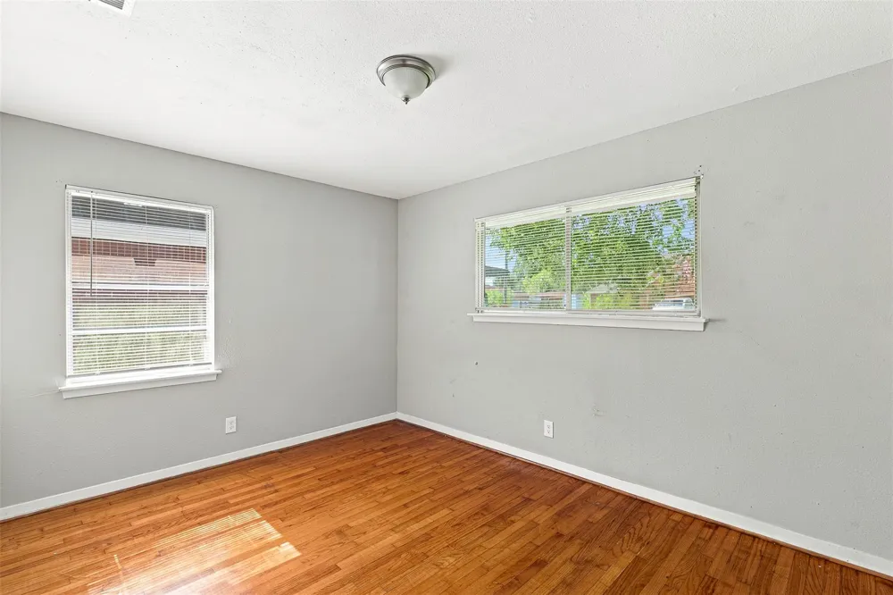 509 Avenue J South Houston, TX 77587