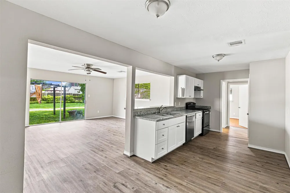 509 Avenue J South Houston, TX 77587