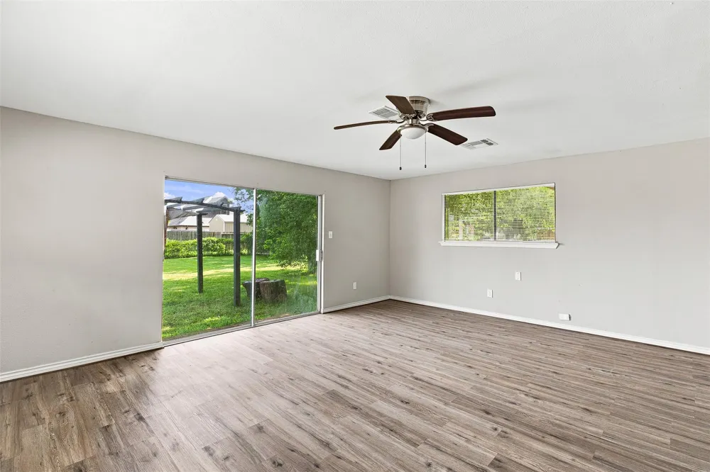 509 Avenue J South Houston, TX 77587