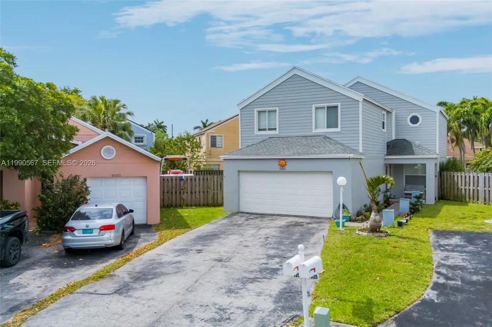 10020 SW 223rd Ln Cutler Bay, FL 33190