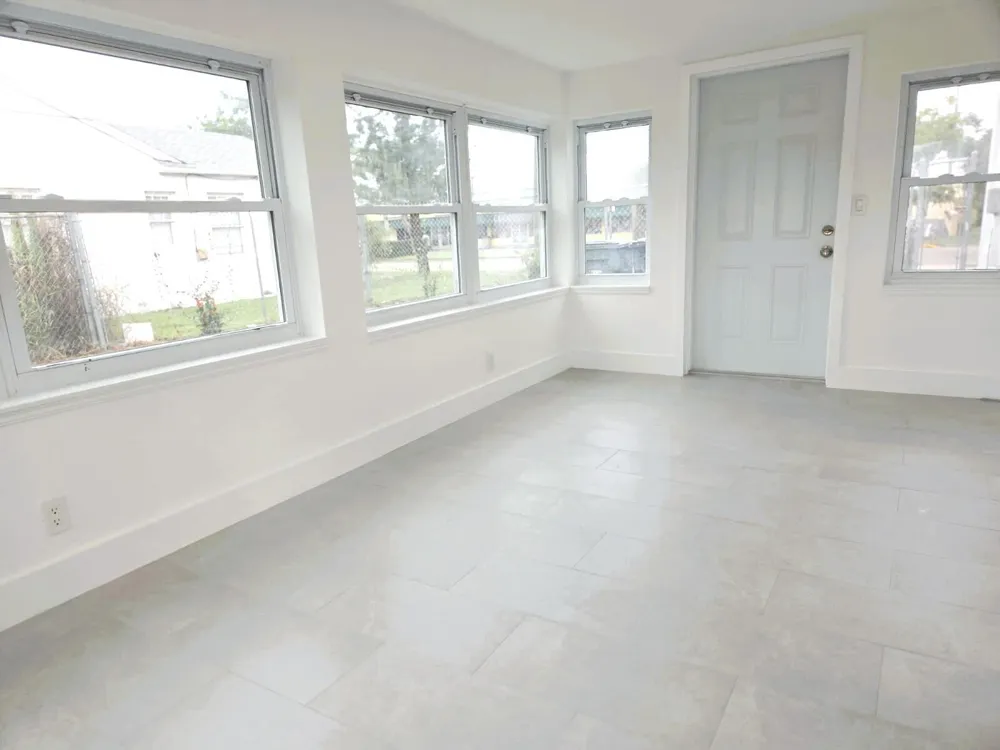 813 S 6th Street Fort Pierce, FL 34950
