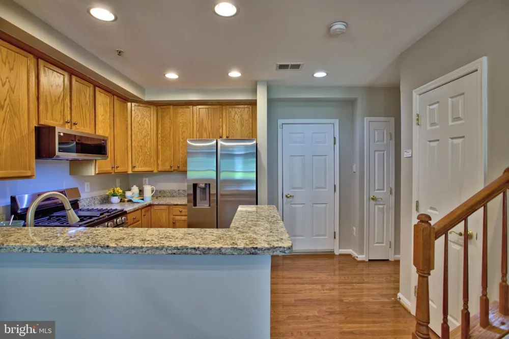 4633 BATTENBURG LANE #921 Fairfax, VA 22030