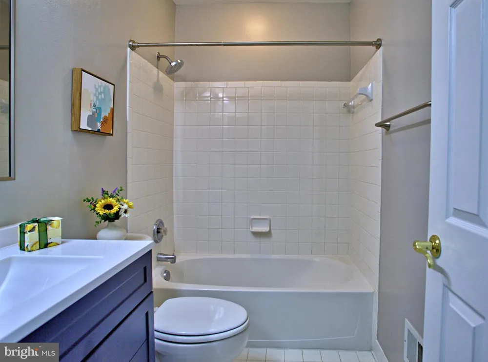 4633 BATTENBURG LANE #921 Fairfax, VA 22030