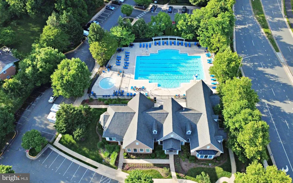 4633 BATTENBURG LANE #921 Fairfax, VA 22030