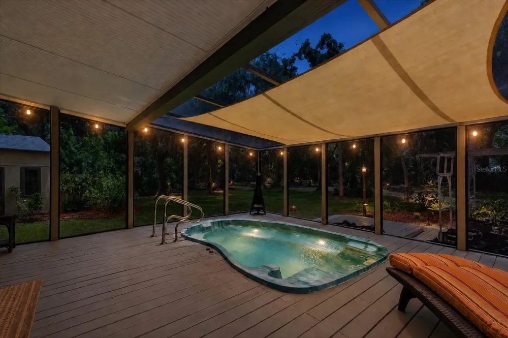 3805 62ND STREET E Bradenton, FL 34208