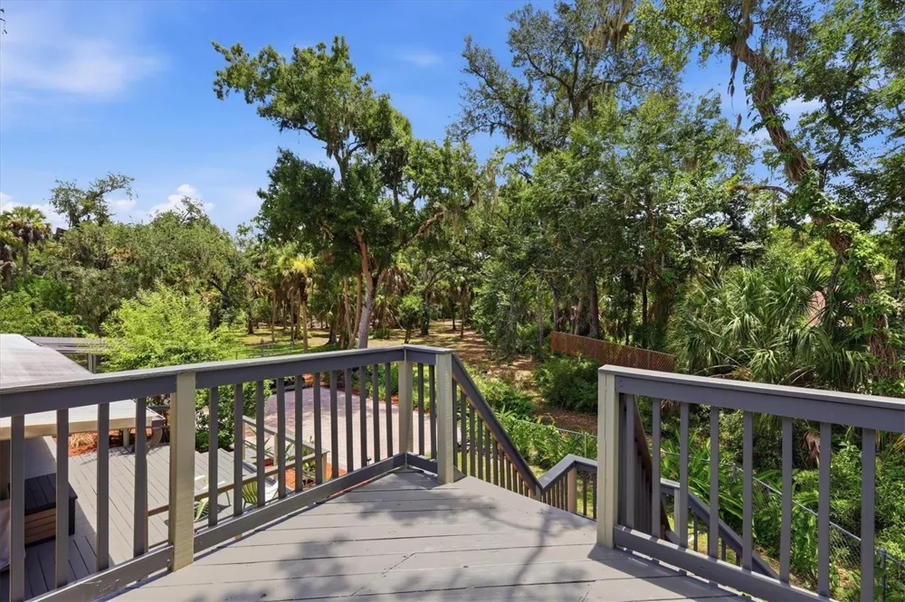 3805 62ND STREET E Bradenton, FL 34208