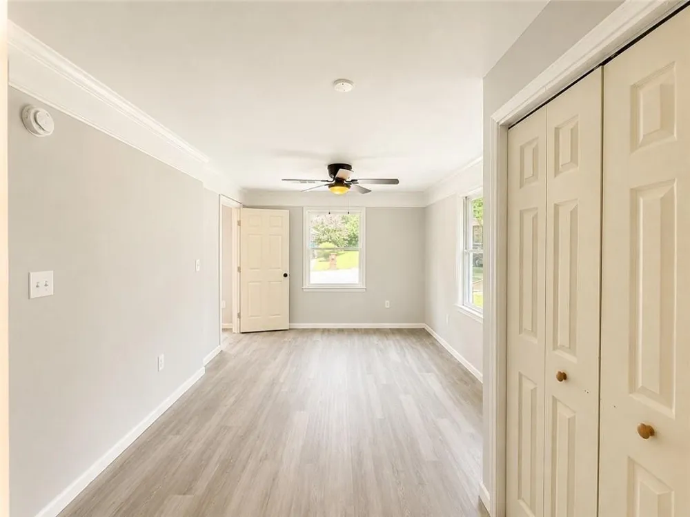 2328 Bonner Road East Point, GA 30344
